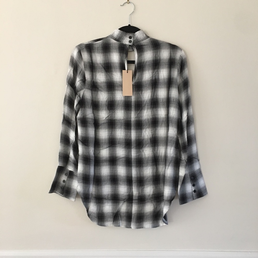 1 Left! Plaid Choker Neck Tunic Top - Picture 7 of 7
